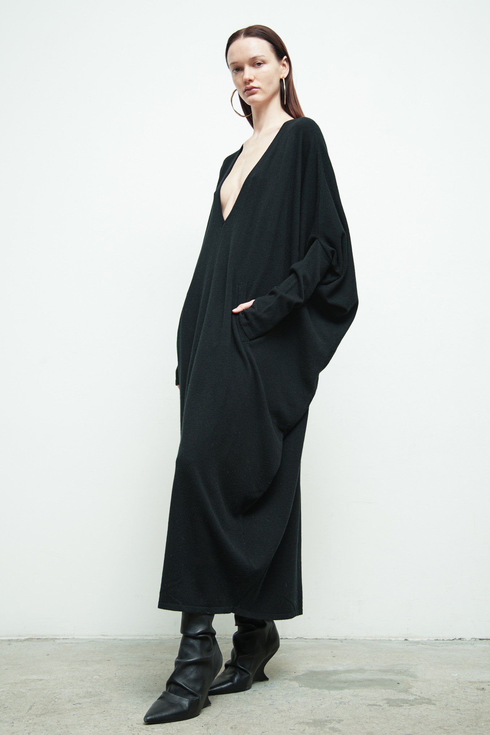 files/SW-491-DemeterDress-Blk-06.jpg