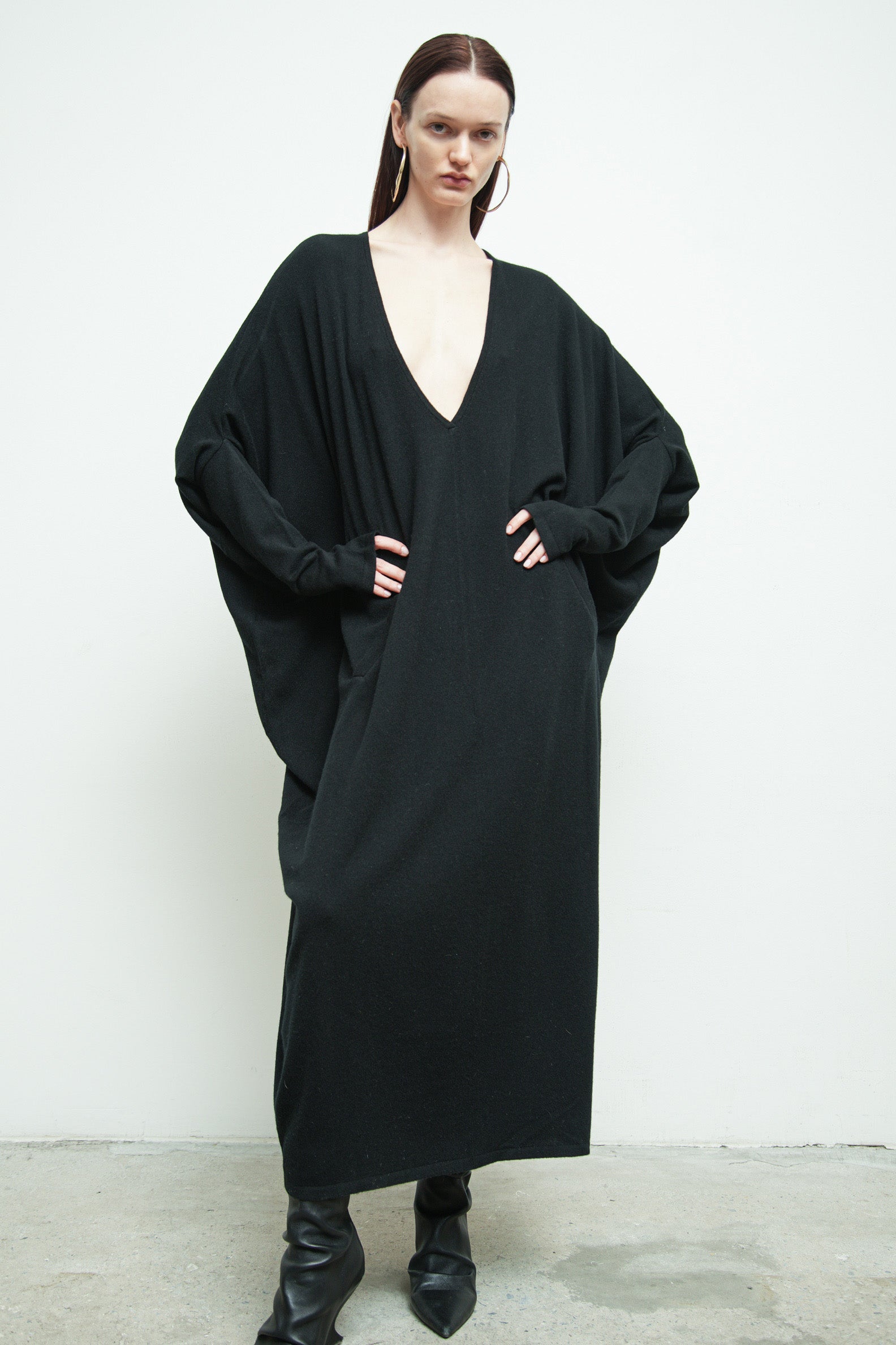 files/SW-491-DemeterDress-Blk-09.jpg