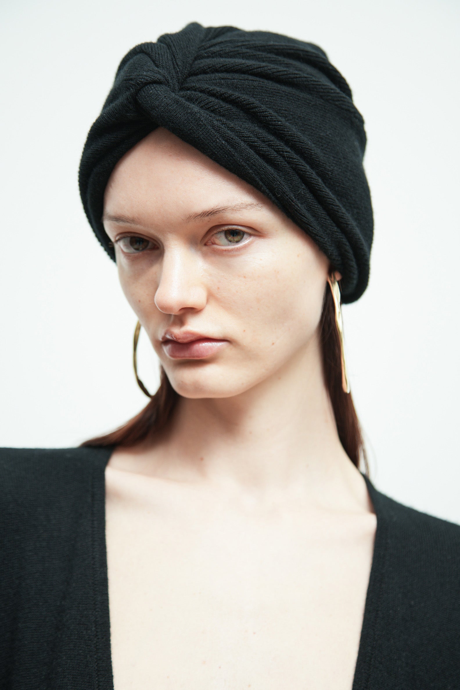 files/SW-491-DemeterDress-Blk-A-215-TwistCap-Blk-01.jpg