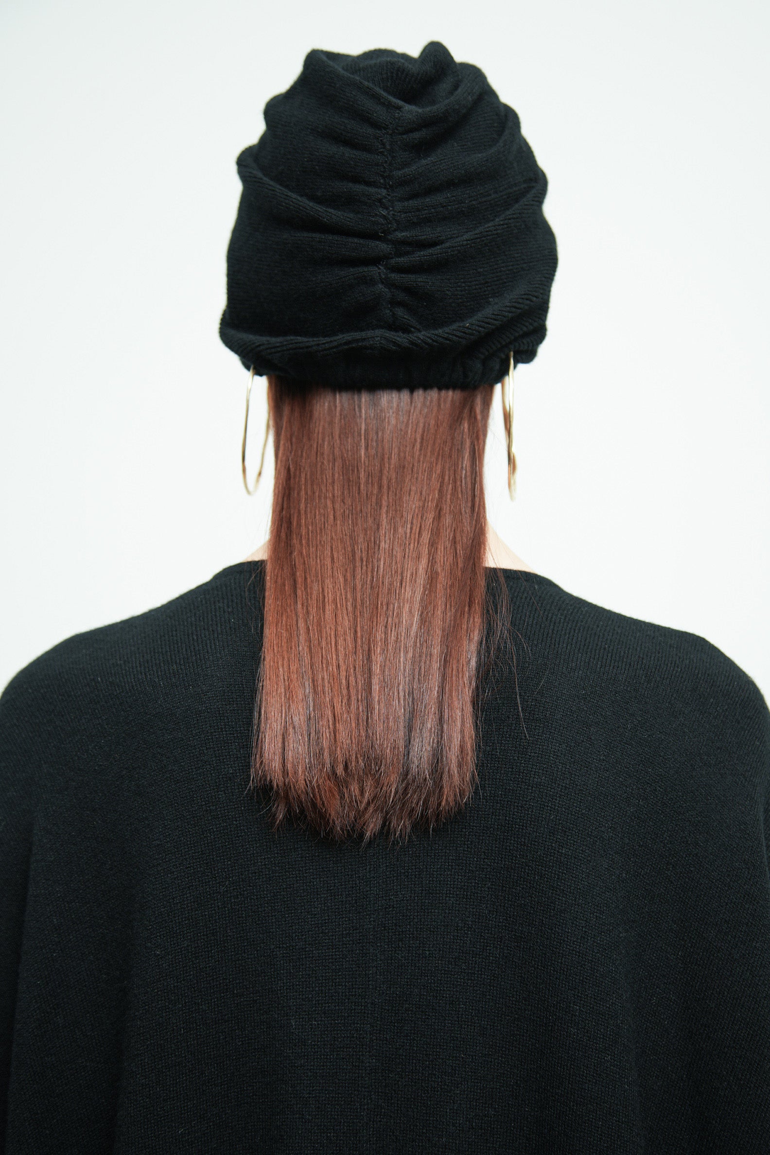 files/SW-491-DemeterDress-Blk-A-215-TwistCap-Blk-05.jpg