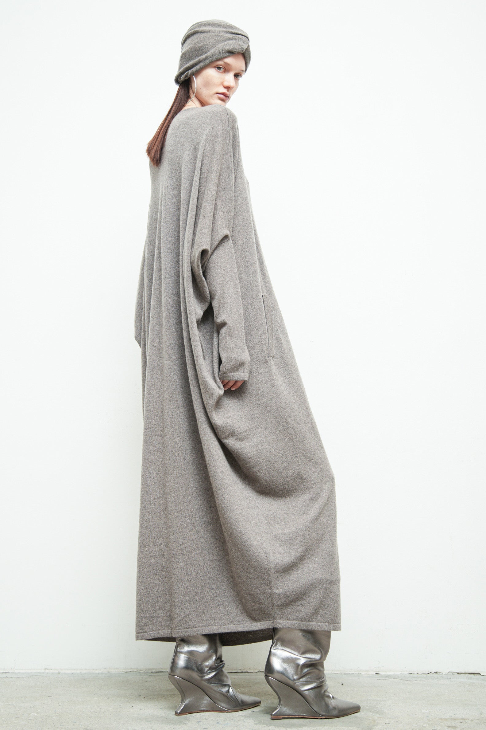 files/SW-491-DemeterSWeaterDress-Vapor-04.jpg