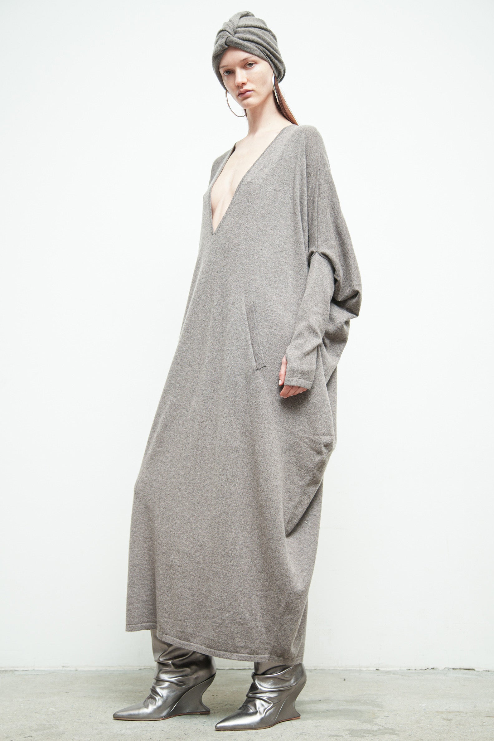 files/SW-491-DemeterSWeaterDress-Vapor-09.jpg