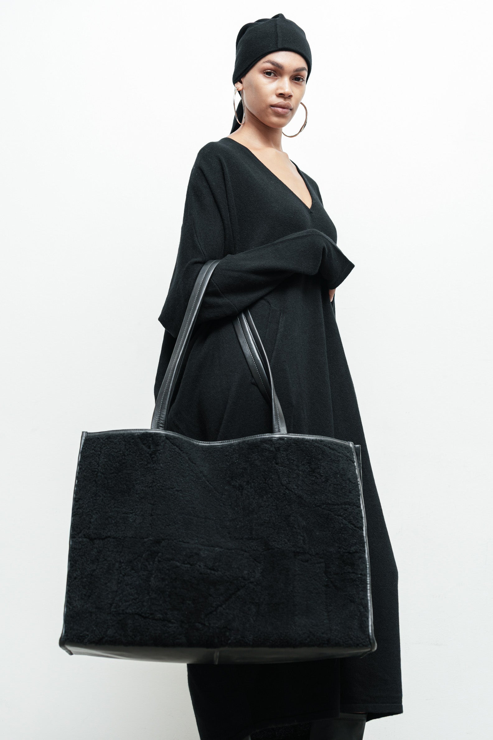 files/SW-491-DemeterSweaterDress-Black-A-203E-WrapBeanie-Black-158.jpg