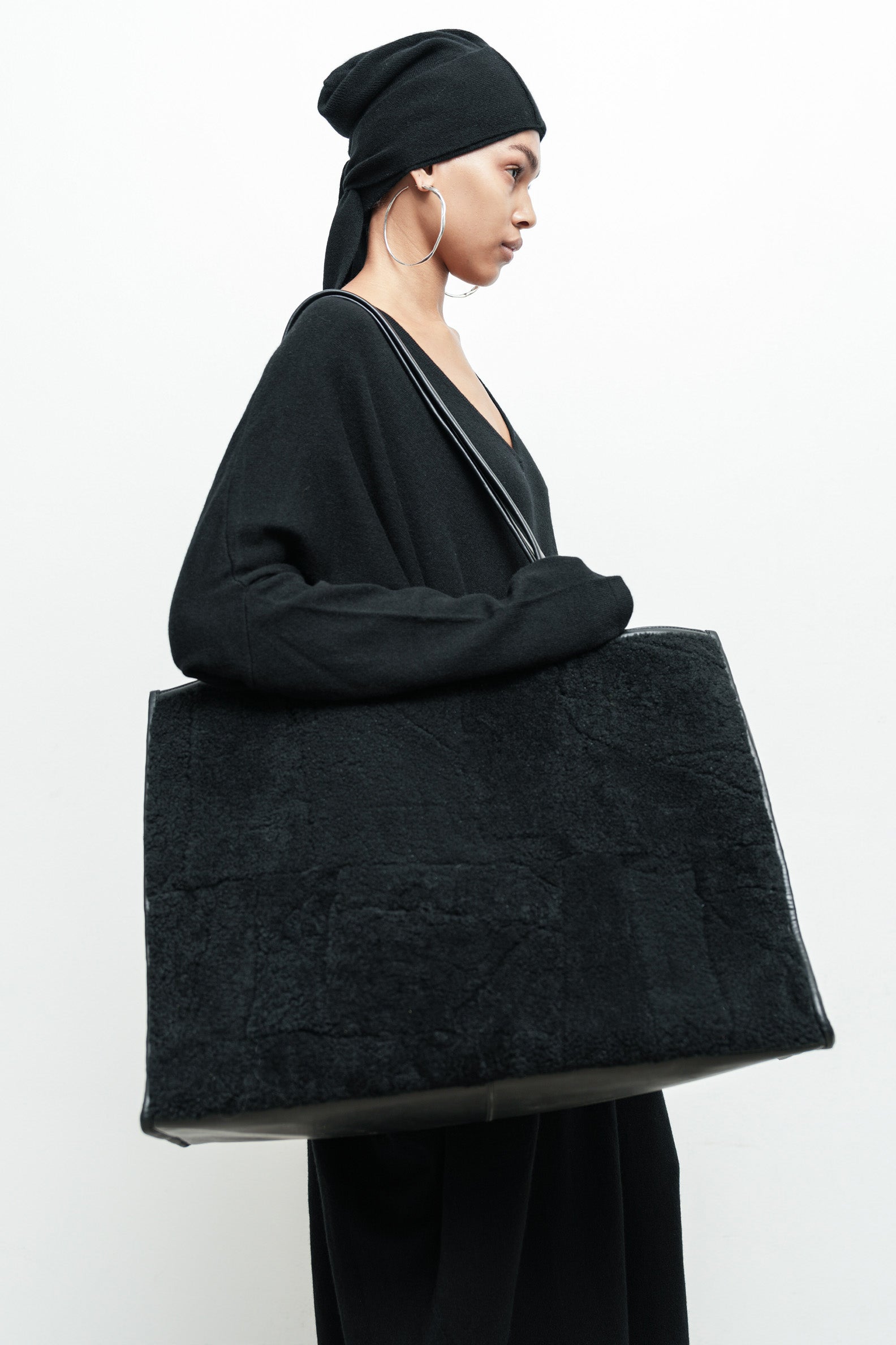 files/SW-491-DemeterSweaterDress-Black-A-203E-WrapBeanie-Black-168.jpg